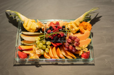 VIP tray fruit plate total on slate